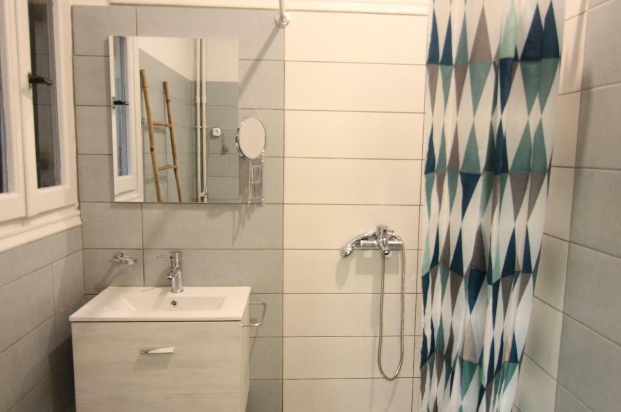 Acropolis View And Walking Distance 4 Bd Flat Apartment Атина Екстериор снимка