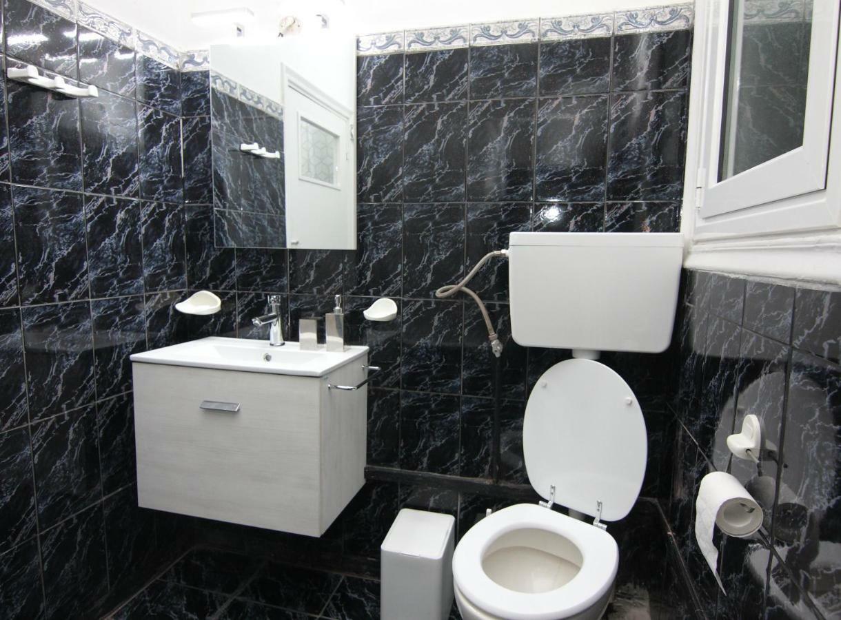 Acropolis View And Walking Distance 4 Bd Flat Apartment Атина Екстериор снимка