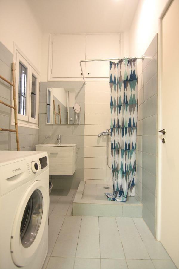 Acropolis View And Walking Distance 4 Bd Flat Apartment Атина Екстериор снимка